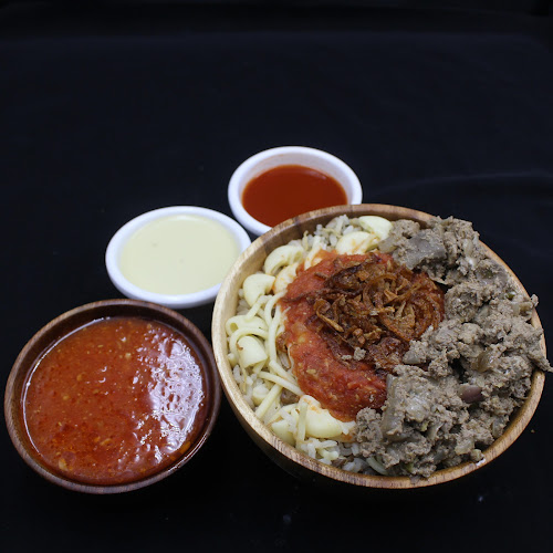 Opinii despre Falafel al nile restaurant în Sharjah - Hospitality and gastronomy