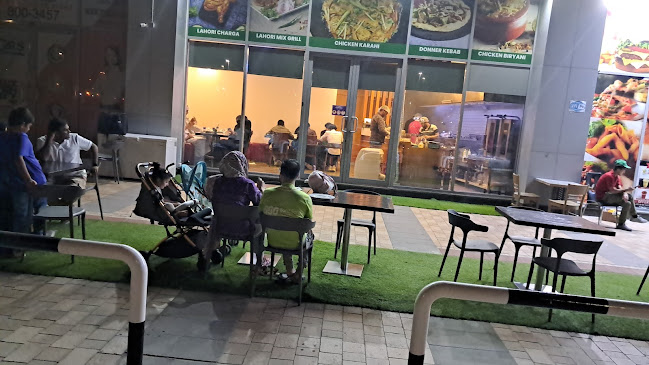 Lahori Karahi Restaurant