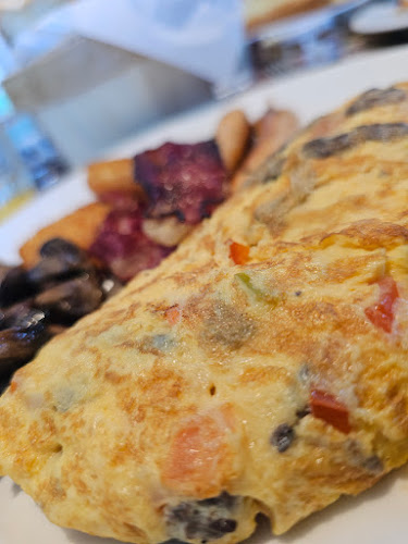 Opinii despre La Brioche Khalifa city în Abu Dhabi - Hospitality and gastronomy