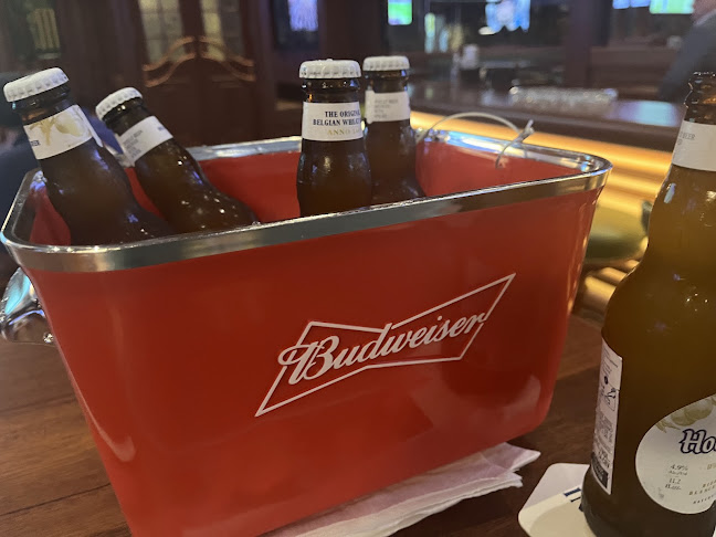 Comentarii opinii despre Crown & Lion The English Pub