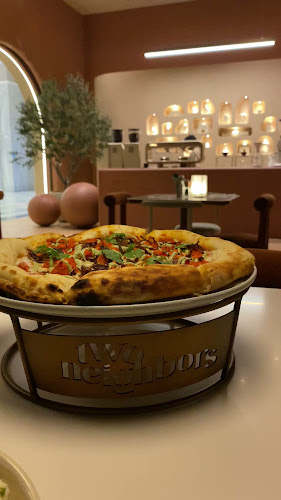 Opinii despre Two Neighbors în Dubai - Hospitality and gastronomy