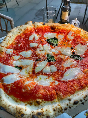 L'antica Pizzeria da Michele - City Walk - Hospitality and gastronomy