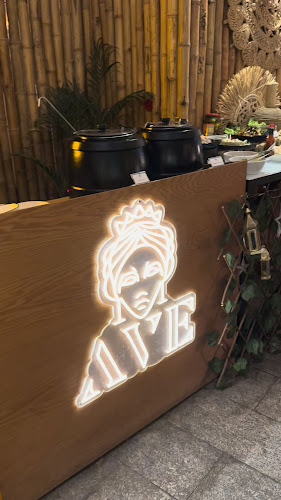 Comentarii opinii despre AVE Dubai