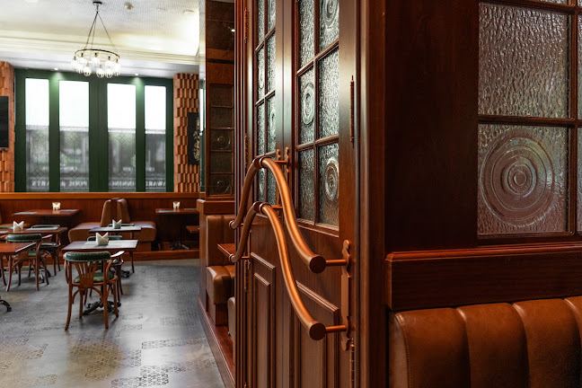 Comentarii opinii despre Crown & Lion The English Pub