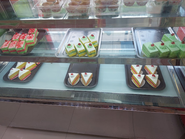 Opinii despre Al Nilin Automatic Bakery în Abu Dhabi - Hospitality and gastronomy