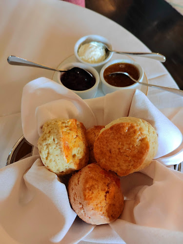 Comentarii opinii despre Mashrabiya Lounge