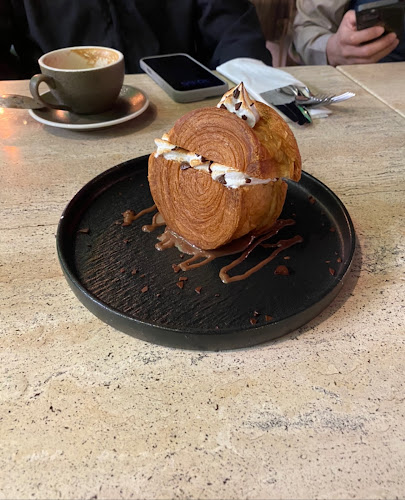 James Cafe - Al Qana