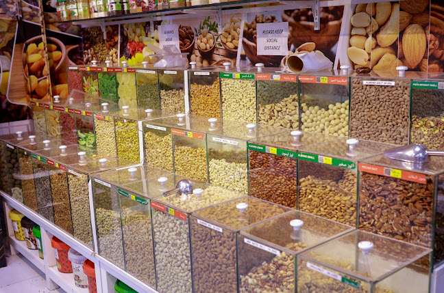 GREEN LAWN DATES - Hospitality and gastronomy