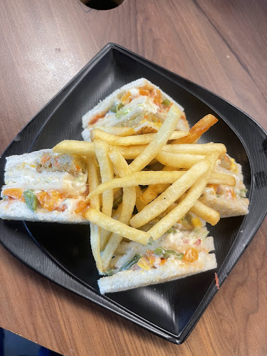 Comentarii opinii despre Burger Club Restaurant