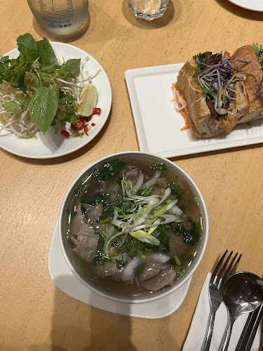 Comentarii opinii despre Vietnamese Foodies Downtown