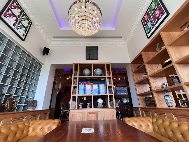 Phileas Fogg's - Hospitality and gastronomy