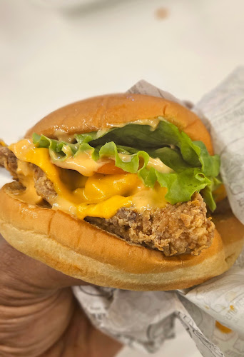 Opinii despre Burger Bites în Fujairah - Hospitality and gastronomy