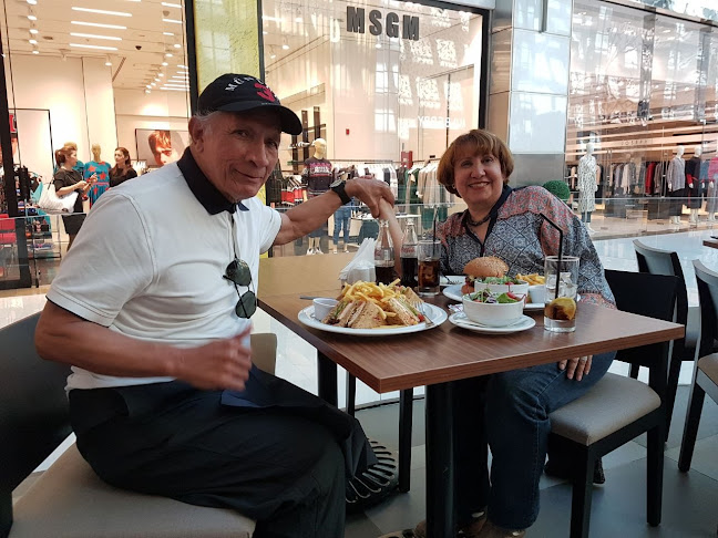 fashion Avenue First Floor, Dubai Mall Star Atrium - Gate 6 - Burj Khalifa - Dubai