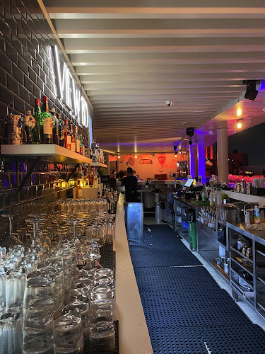 Opinii despre VIEW 180 Restaurant & Bar at NH Collection Dubai The Palm în Dubai - Hospitality and gastronomy