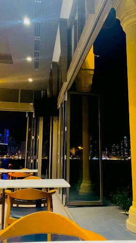 Corniche Buhaira - Corniche St - Al Majaz 2 - Sharjah