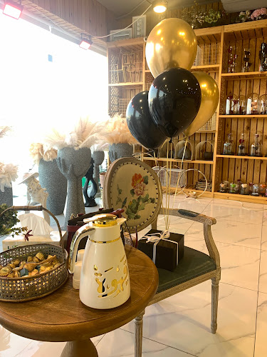 Labelle Chocolates & Flowers Al Warqa - لابيل الورقاء‎ - Hospitality and gastronomy