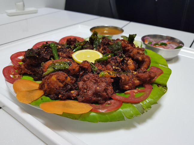 Comentarii opinii despre CLASSY BITES THE REAL DESI BITES Indian Restaurant