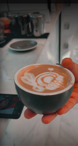 Opinii despre Delos Cafe | ديلوس كافيه în Abu Dhabi - Hospitality and gastronomy