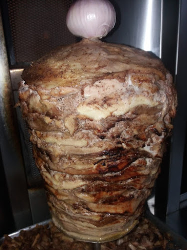 Falafil Abu Alezz Cafeteria - Hospitality and gastronomy