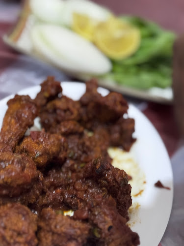 Comentarii opinii despre مطعم ومطبخ النعمان للتنور العماني