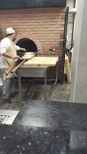 Al Mukhtar Bakery - Hospitality and gastronomy