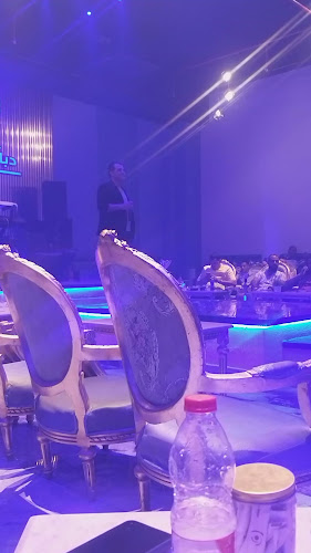 دبليو كافيه السياحي - Ajman