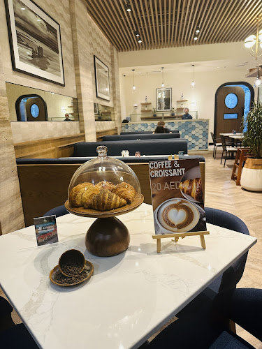 Salmontini Le Bistro - Hospitality and gastronomy