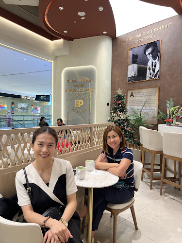 Fashion Avenue Dubai Mall - 1st floor - Burj Khalifa - Dubai