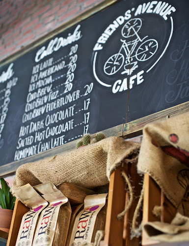 Comentarii opinii despre Friends Avenue Cafe JLT