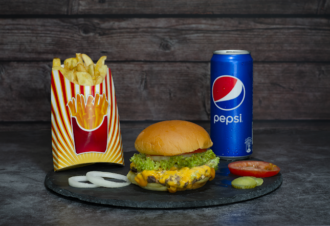 كافتيريا القمره bubble tea ‏ - Sharjah