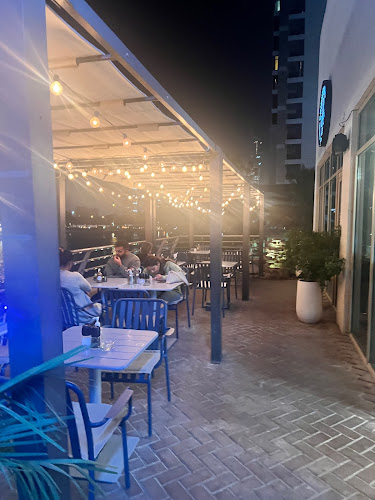 Friends Avenue Cafe JLT - Hospitality and gastronomy