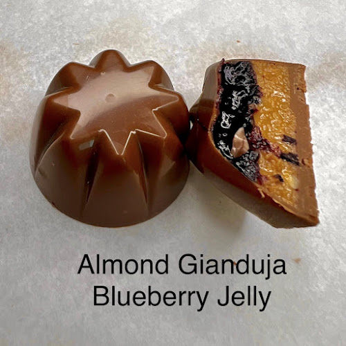 HC Floor, Emirates Sail Tower - Corniche St - Al Majaz 3 - Al Majaz - Sharjah