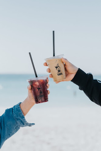 Opinii despre Shot Specialty Cafe, Galleria Mall în Abu Dhabi - Hospitality and gastronomy