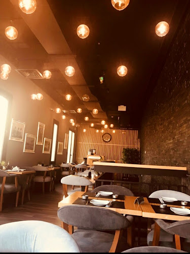 Comentarii opinii despre Samurai Sushi & Grill