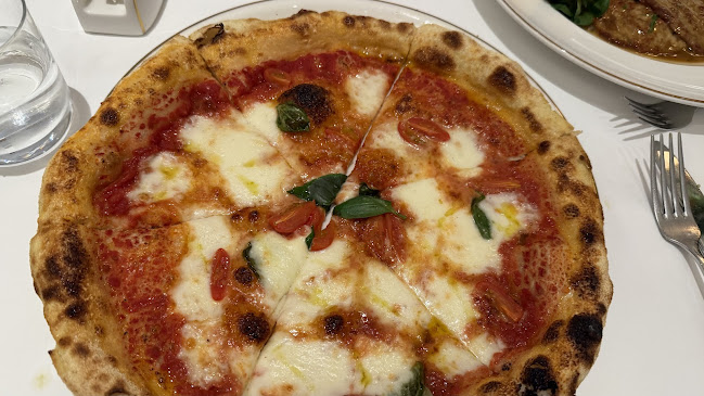 Scalini - Italian Restaurant Dubai - Hospitality and gastronomy