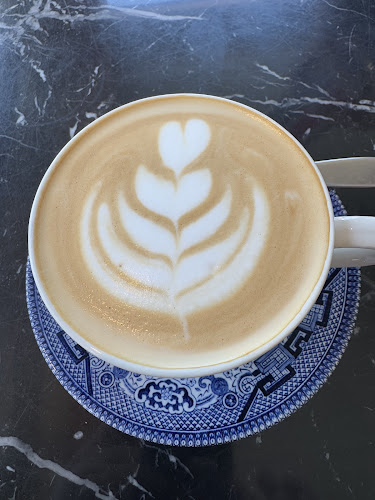 Leen's DIFC (Emirates Office Tower) - Dubai