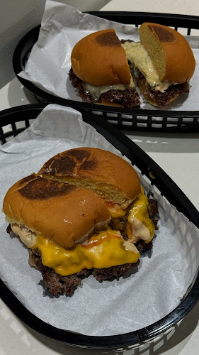 An Niqa St - Al Nahyan - Zone 1 - Abu Dhabi