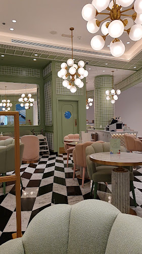 Ladurée Dubai Mall Extension