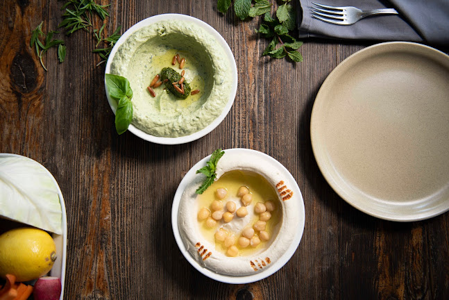 Financial Center Street, Along Sheikh Zayed Road, Next to Burj Khalifa - Dubai The Dubai Mall - Financial Ctr St - Dubai