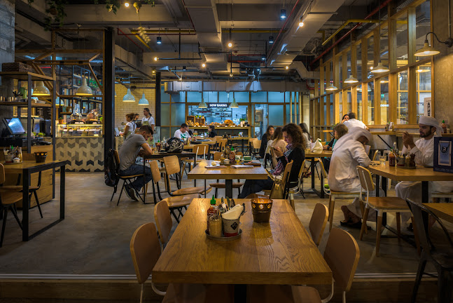 Comentarii opinii despre THE SUM OF US