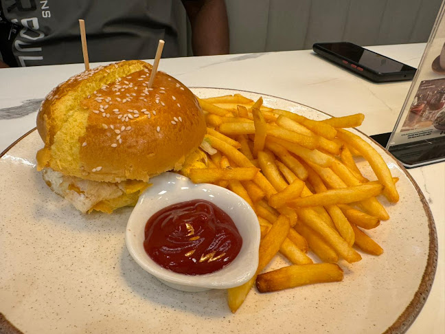 Molten Chocolate Cafe Dalma Mall - Abu Dhabi