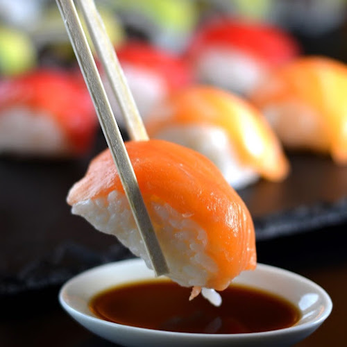 Al Muraqquabat, Hotel Coral, Mezzanine Floor Close to Al Rigga Metro Station - Al Muraqqabat - Al Rigga - Dubai