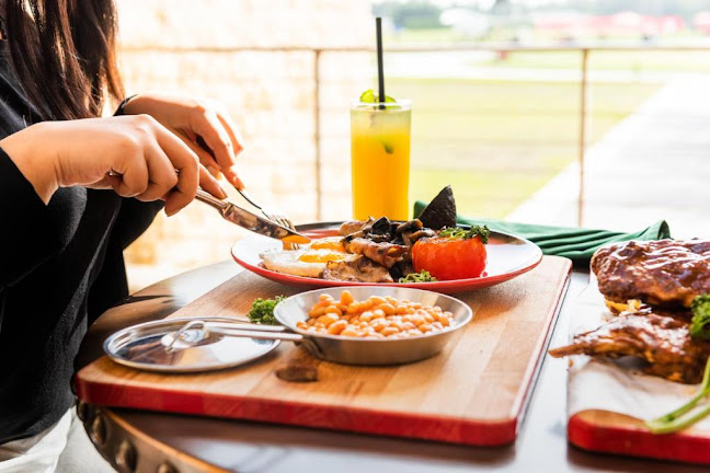 The Retreat - Hospitality and gastronomy