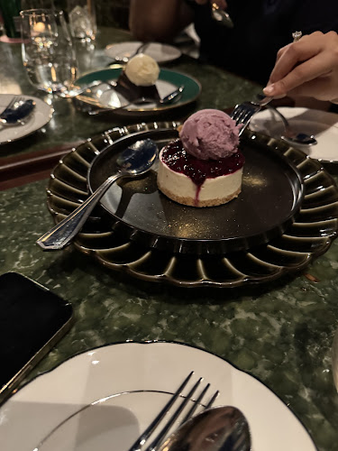 MiMi Mei Fair - Hospitality and gastronomy