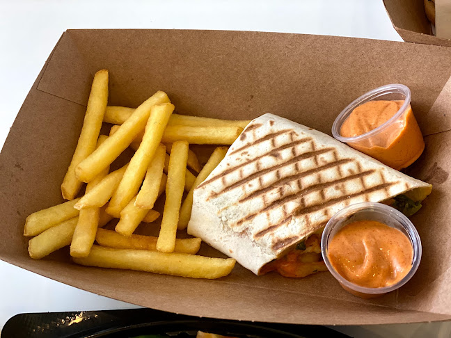 Dream Tower - Al Ittihad Rd - Deira - Dubai