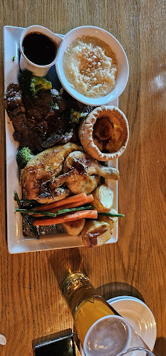 Community 214 - Premier Inn Hotel - 52B Street - Al Garhoud - Dubai