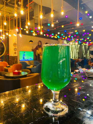 Opinii despre W11 Shisha Lounge & Restaurant în Dubai - Hospitality and gastronomy