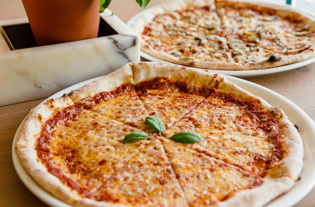 Vapiano Abu Dhabi Mall - Hospitality and gastronomy