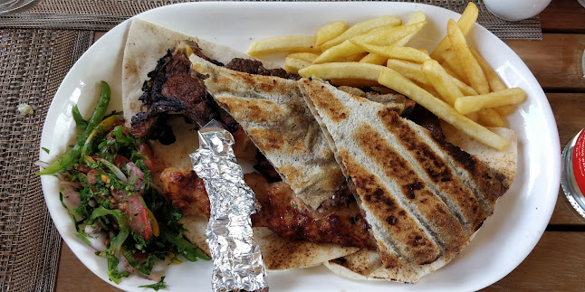 ALHAJARAIN RESTAURANT - مطعم الحجرين