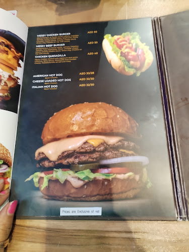 Opinii despre Chicago Pizza & More - Burjuman Mall Dubai | Best Pizza in Dubai în Dubai - Hospitality and gastronomy